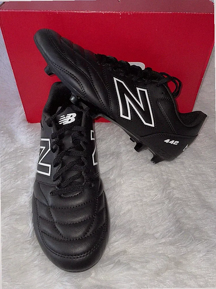 New Balance 442 V2 Academy FG Black White Wide Soccer Cleats Mens Size 9.5