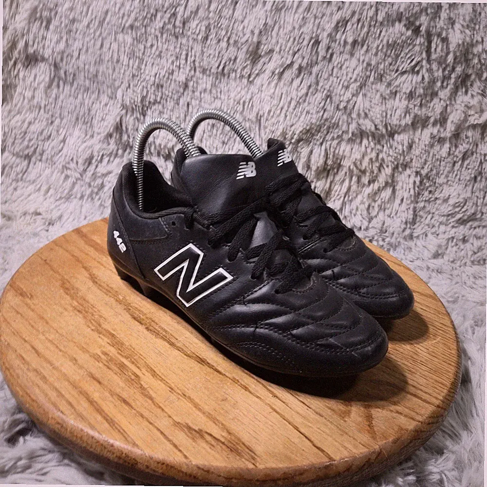 New Balance 442 V2 Soccer Cleats Men/Youth Sz 4.5 Academy FG Black White Futbal