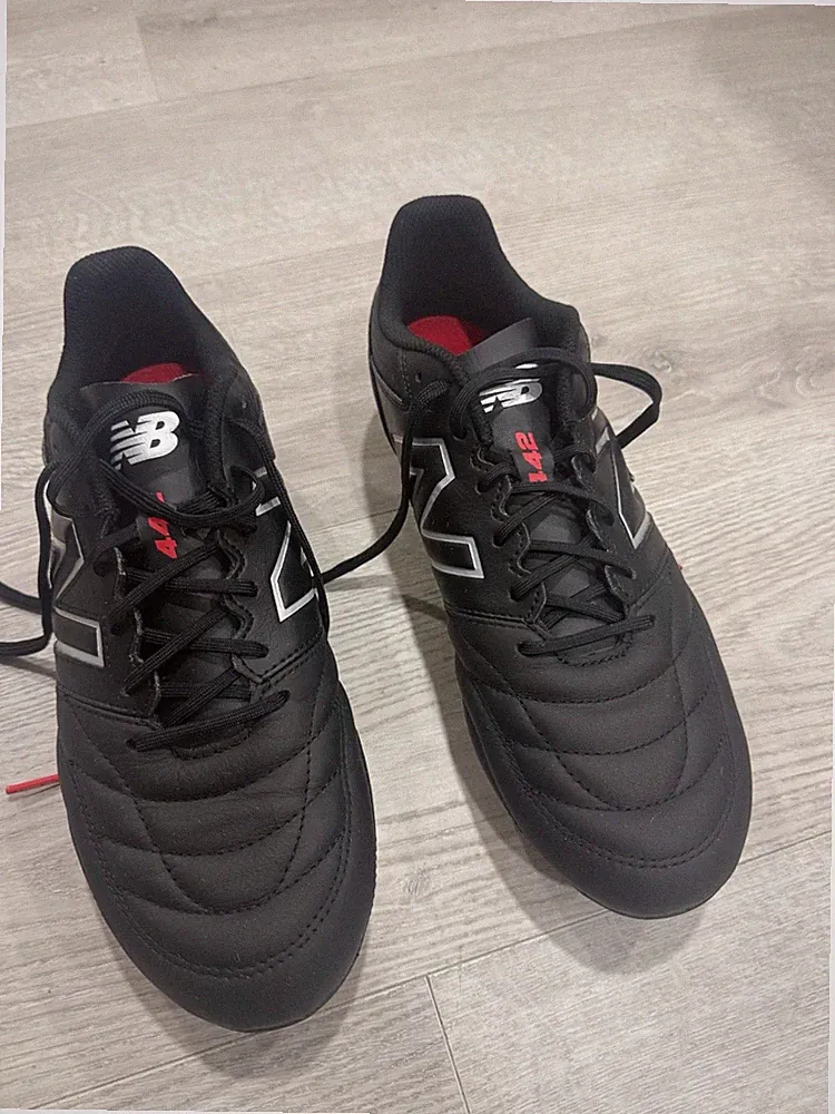 New Balance 442 V2 Team FG Soccer Cleats – Wide (2E) – Brand New (No Box)