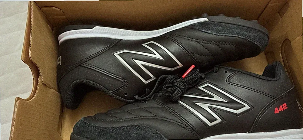 New Balance 442 V2 Team TF Turf Soccer Cleats Black MS42TBK2 Mens Size 8