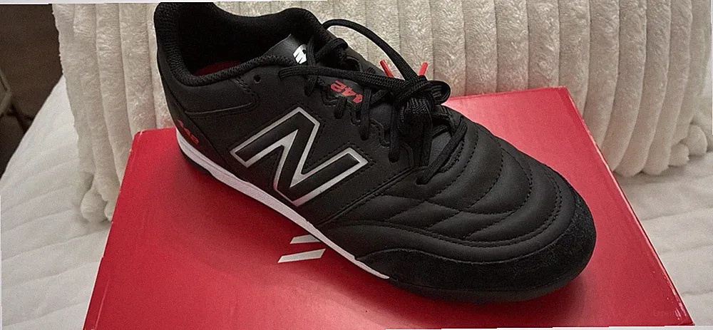 New Balance 442 V2 Team TF Turf Soccer Cleats Black MS42TBK2Mens Size 8