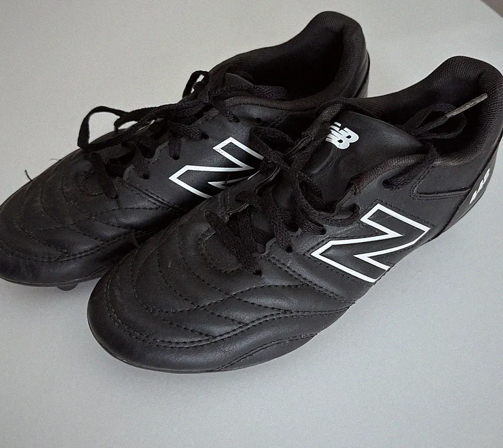 New Balance 442 Youth size 3 Soccer Cleats