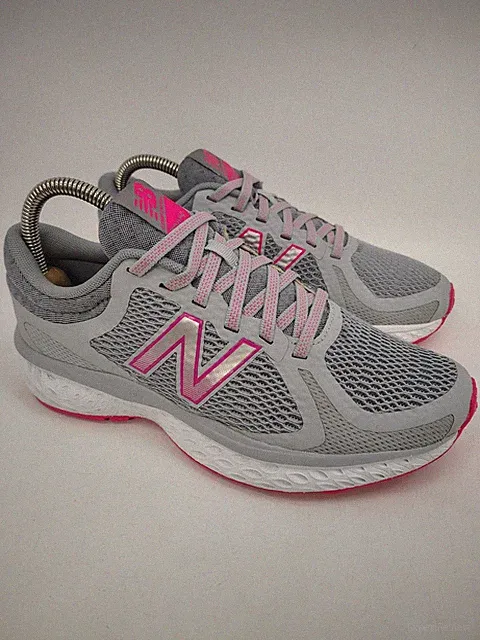 New Balance 720v4 Shoes Womens 7.5 Grey Pink White Daily Road Race Cushion