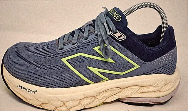 New Balance Fresh Foam X 860v14 Womens 7 D Blue Athletic Shoes Road Running