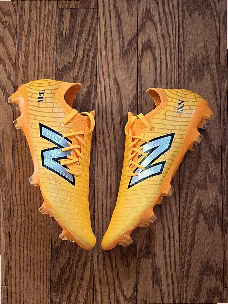 new balance furon soccer cleats