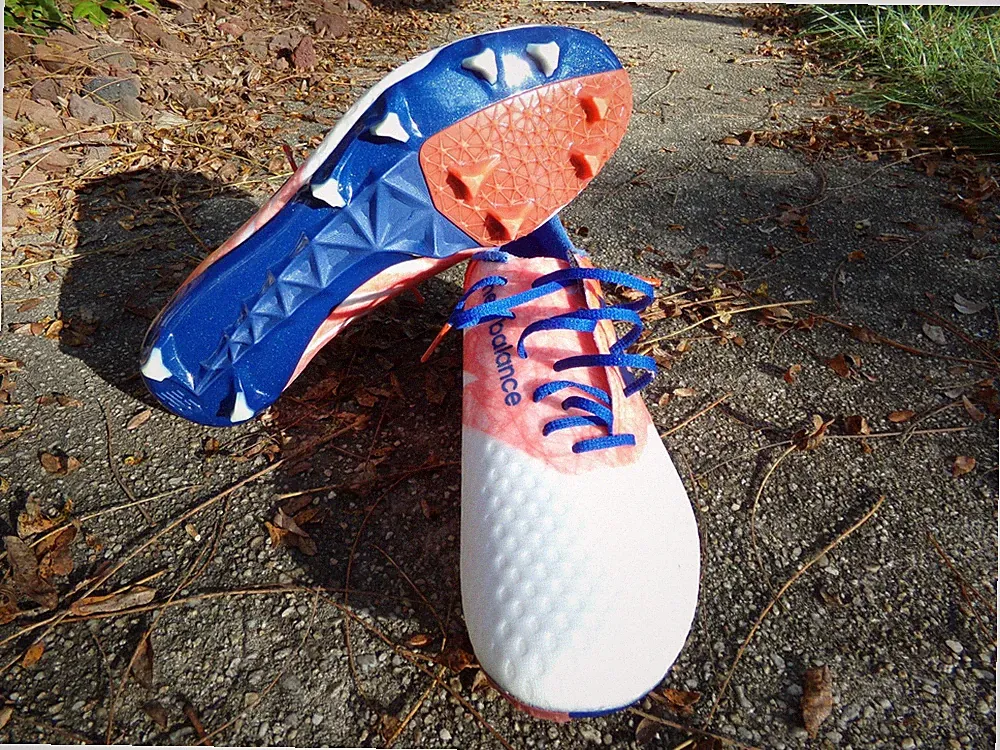 New Balance Furon MSFURFWO firm ground cleats men's US 9 NOS