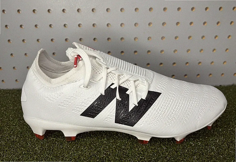 mens soccer cleats size 8.5 wide