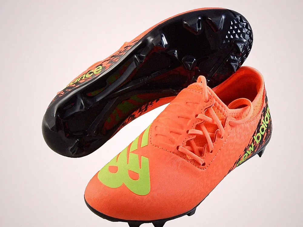 New Balance Furon v7 Dispatch TF Unisex Youth SZ 1.5 Orange Volt Soccer Cleats
