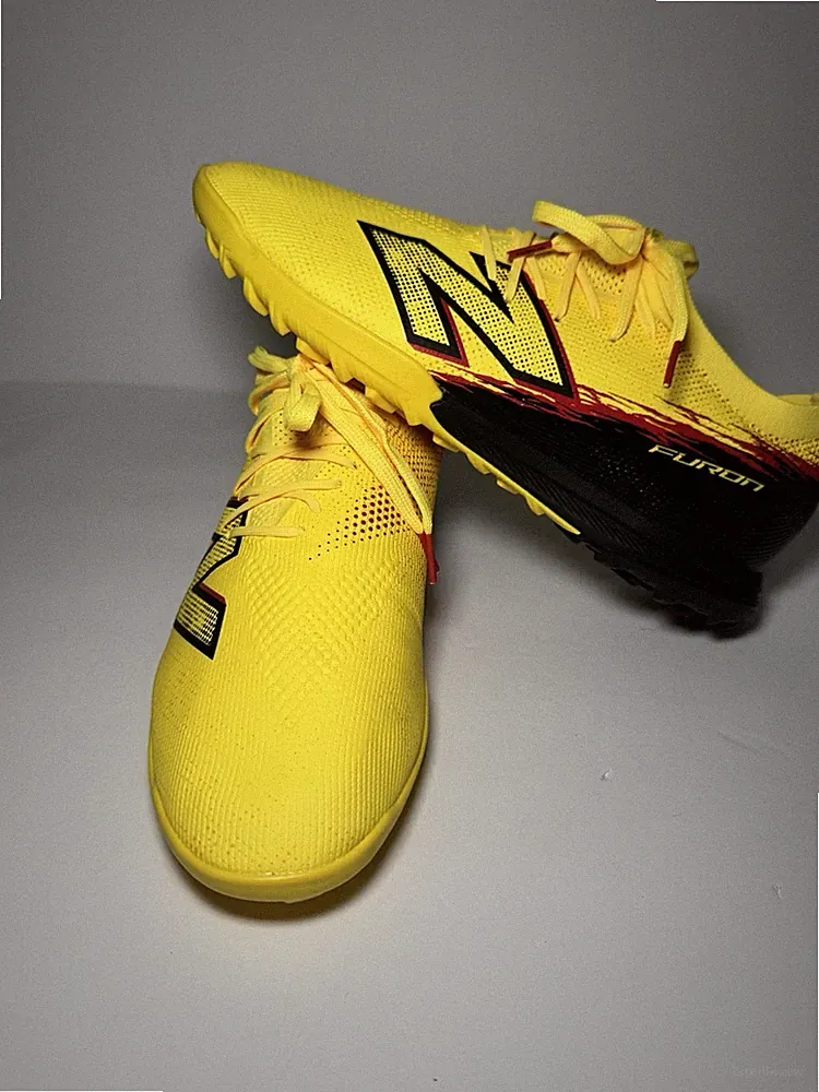 New Balance Furon V8 Elite Tf Size 11.5 Wide