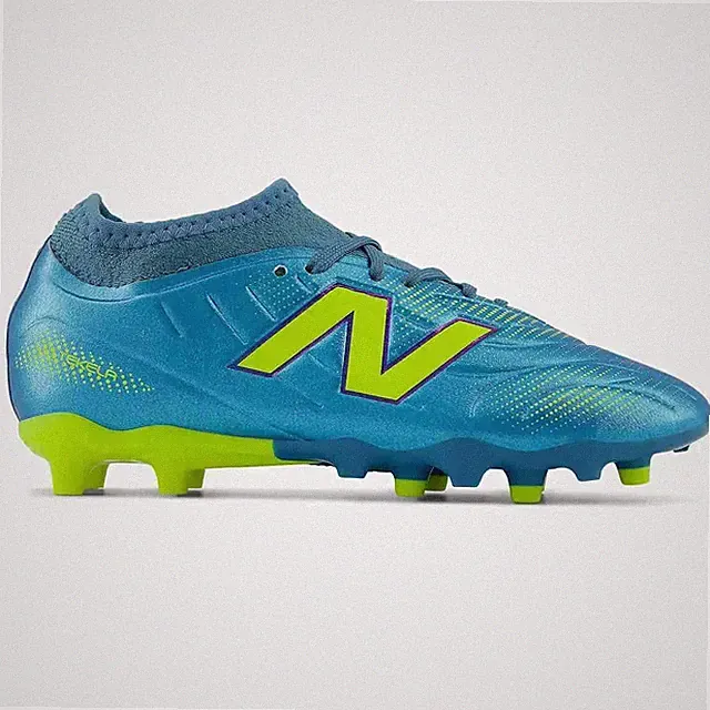 New Balance Junior Tekela Team Low Laced V5 Wide Firm Ground Soccer Cleats