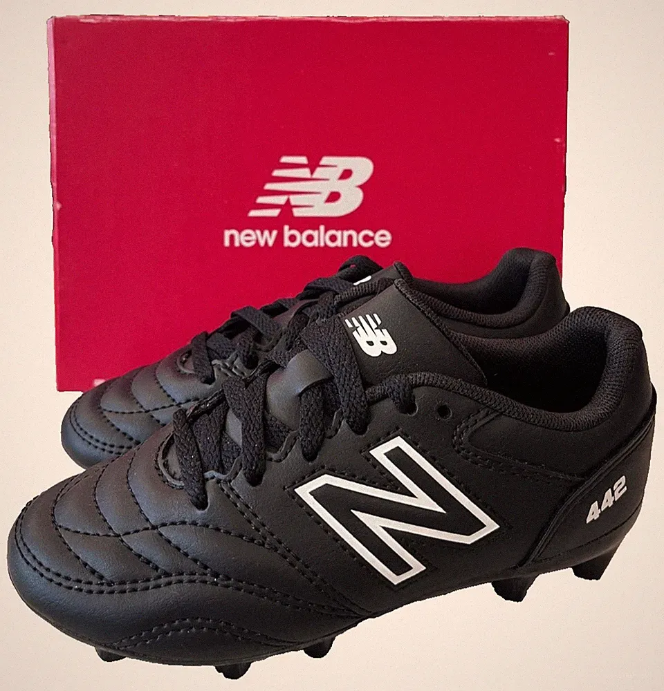 New Balance Kids' NEW Size 10.5 Wide 442 V2 Academy FG Football / Soccer Cleats