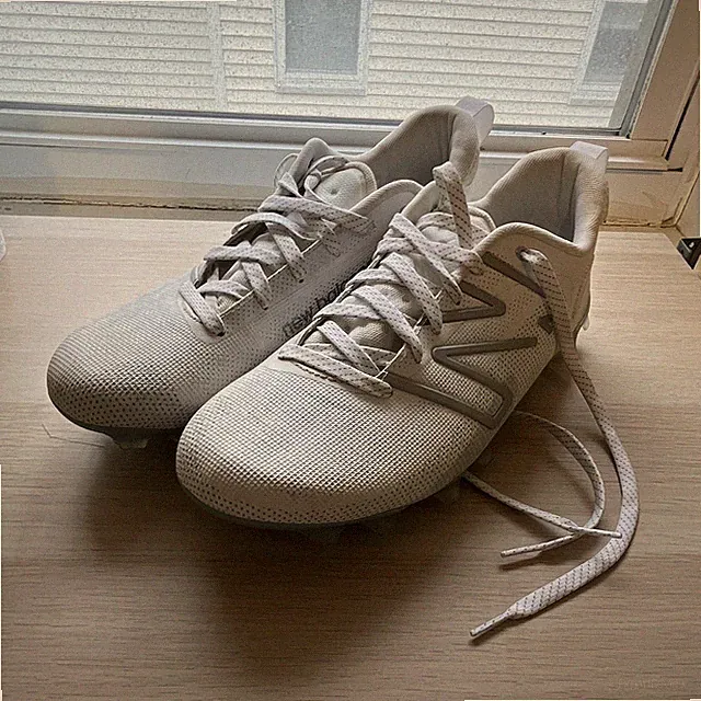 New Balance Men’s FreezeLX V4 Low Lacrosse Shoes