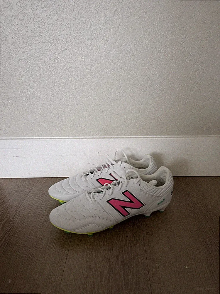 New Balance Men's White/Pink Soccer Cleats Low Top Lace-Up Athletic Sneaker
