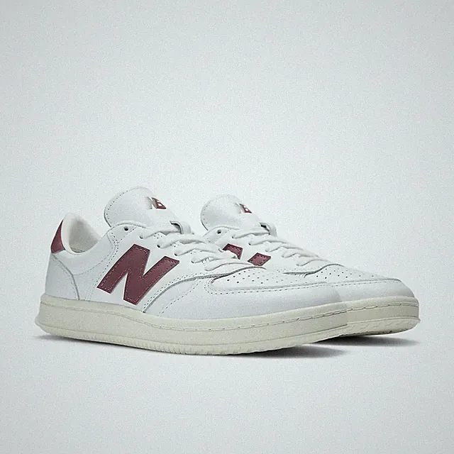 New Balance T500 Men's Size 13 White & Burgundy Leather Court Shoes Women's 14.5