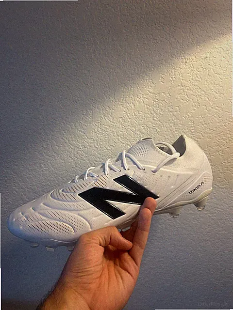New Balance Tekela Elite Low Laced FG V5 Size 11.5