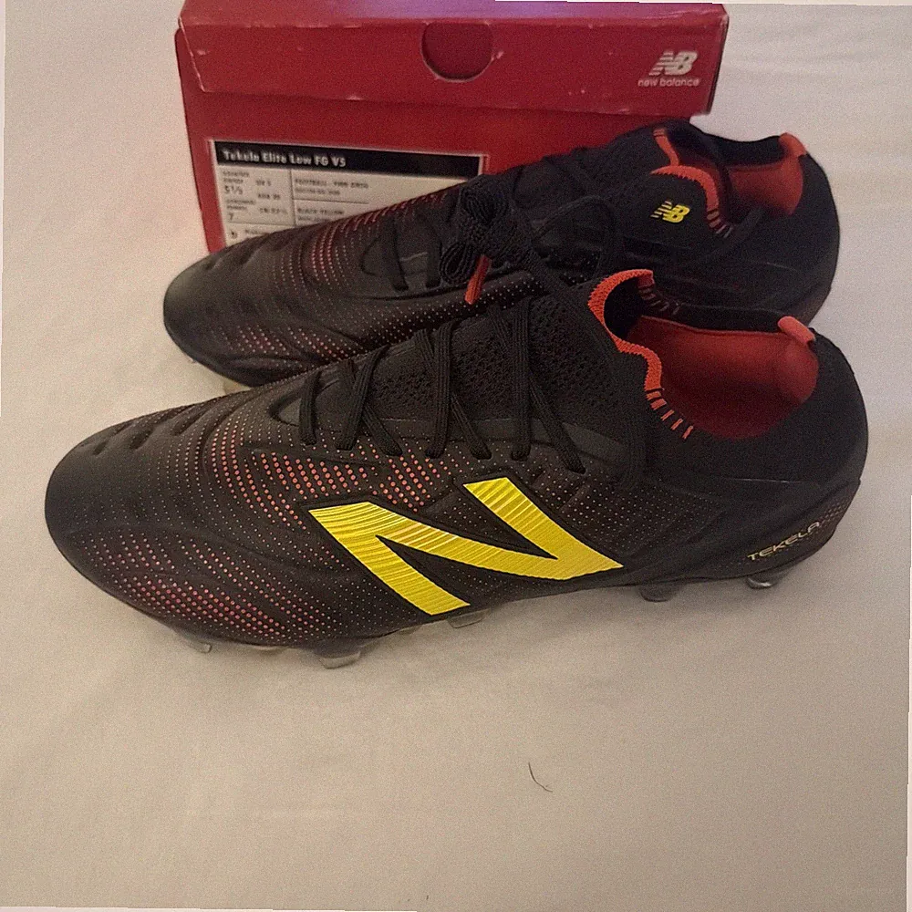 New Balance Tekela Elite Low V5 Firm Ground Soccer Cleats - Live Wire size 5.5