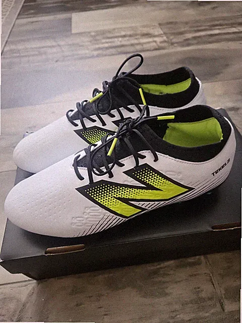 New Balance Tekela Magique FG v4 Mens 10 Soccer Futbol Cleats