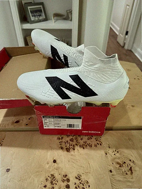 New Balance Tekela Pro FG V4+ Cleats Size 8 men’s, 9.5 women