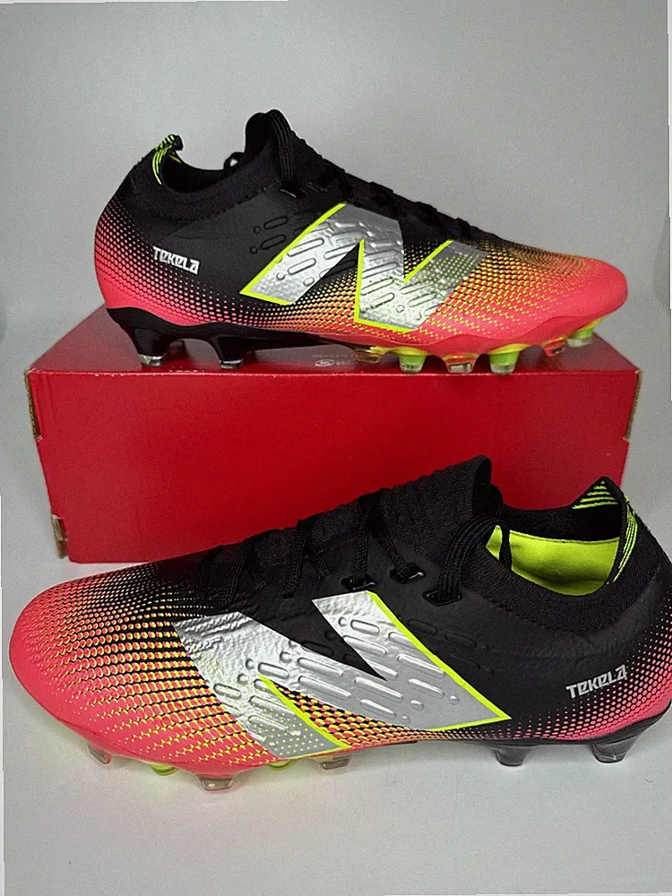 New Balance TEKELA PRO LOW LACED FG V4+ Soccer Cleats Mens Size 8.5 Black Red