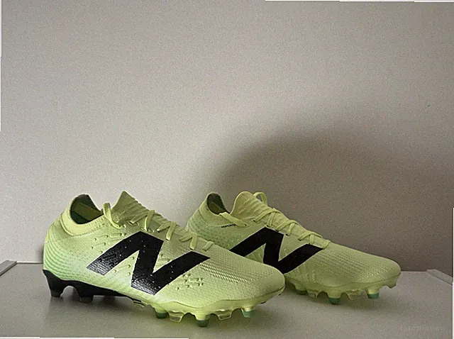 New Balance Tekela v4+ Low Pro FG Soccer Cleat Bleached Lime Glow US Mens 8 USED