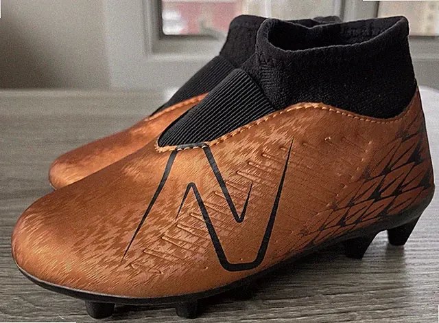 🔥 New Balance Tekela v4 Magique FG Soccer Cleats Copper Black Youth Boys Sz 11
