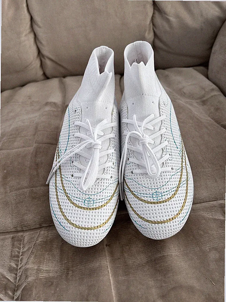 New CBuster Kids Soccer Cleats US 4 EU 36