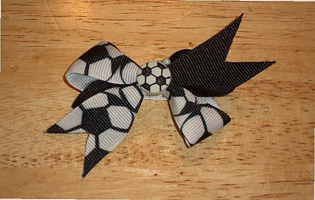 NEW! Handmade BOUTIQUE Girls or Toddlers HAIRBOWS Hair Bows Choose from Variety