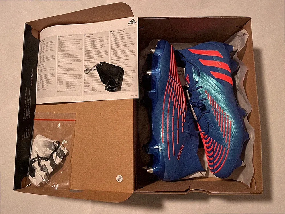 New in Box Adidas Predator Edge.1 SG Men's Size 11 Soccer Cleats H02965 Blue