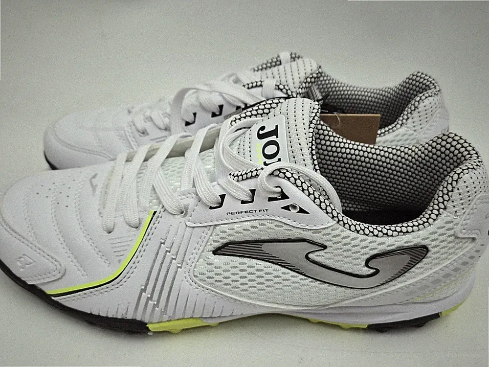 NEW Joma Sport Turf Soccer Shoes Dribling 2502 White/Silver Men’s US Size 7.5