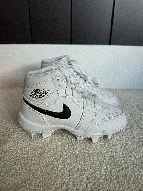 NEW Jordan 1 Mid Youth Cleat White HF6883-100 Football Baseball Size 11C