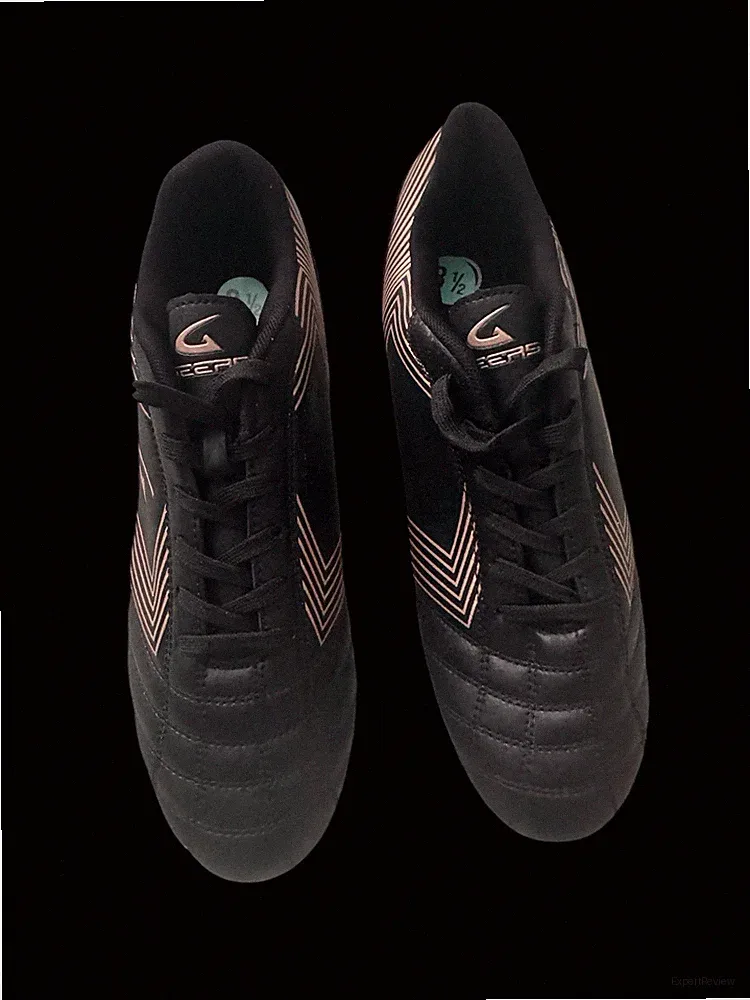 New Men’s Size 8.5 Soccer Cleats