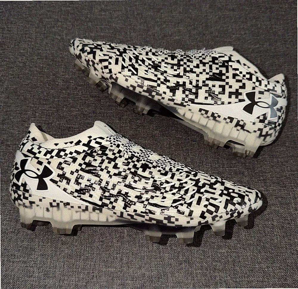 New Men’s UNDER ARMOUR UA MAGNETICO ELITE 5 FG 6000544-002 BLACK/WHITE Size 6