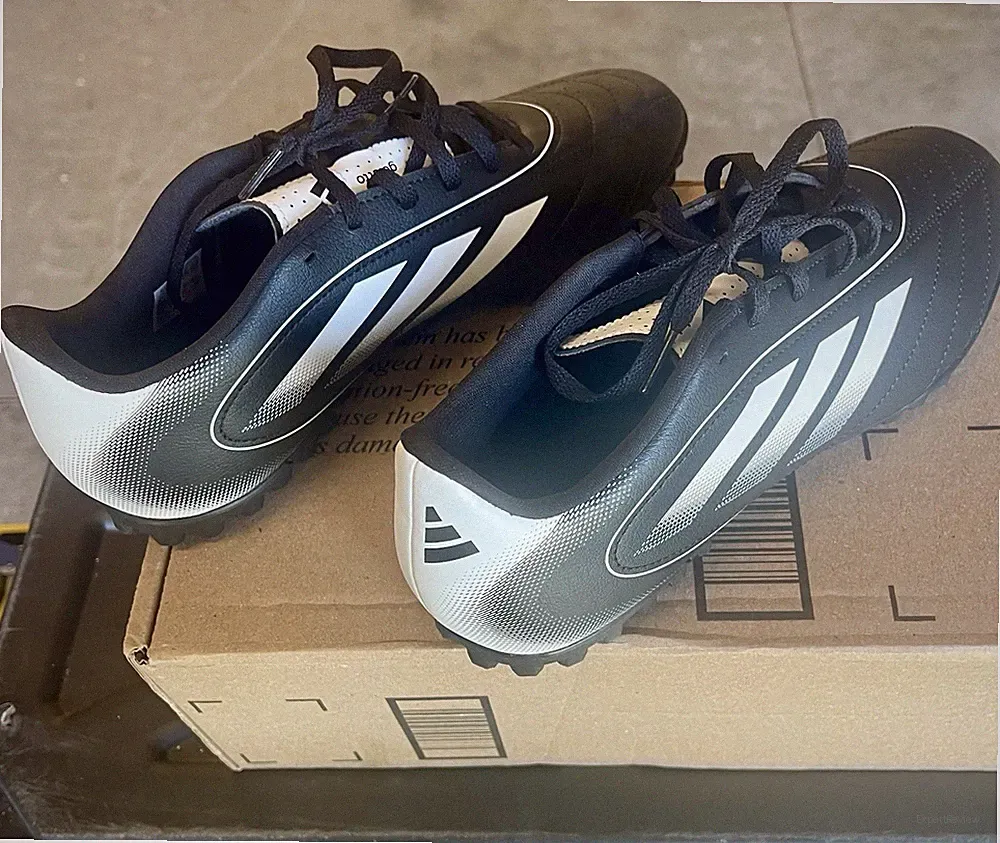 Beige Turf