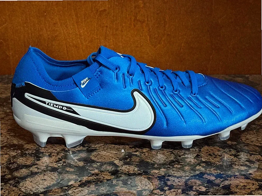 New! Mens US 6 NIKE TIEMPO LEGEND 10 PRO FG FIRM-GROUND LOW-TOP SOCCER CLEATS