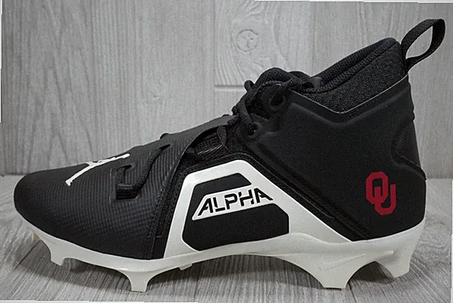 New Nike Jordan Alpha Menace Pro Oklahoma OU Mens Size 10.5 Cleats DH3368-004