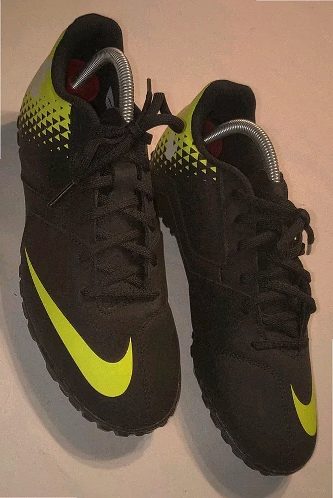 NEW 👟 Nike Mens Bombax TF 826486-071 Black Soccer Cleats Shoes Size 7 Men’s US