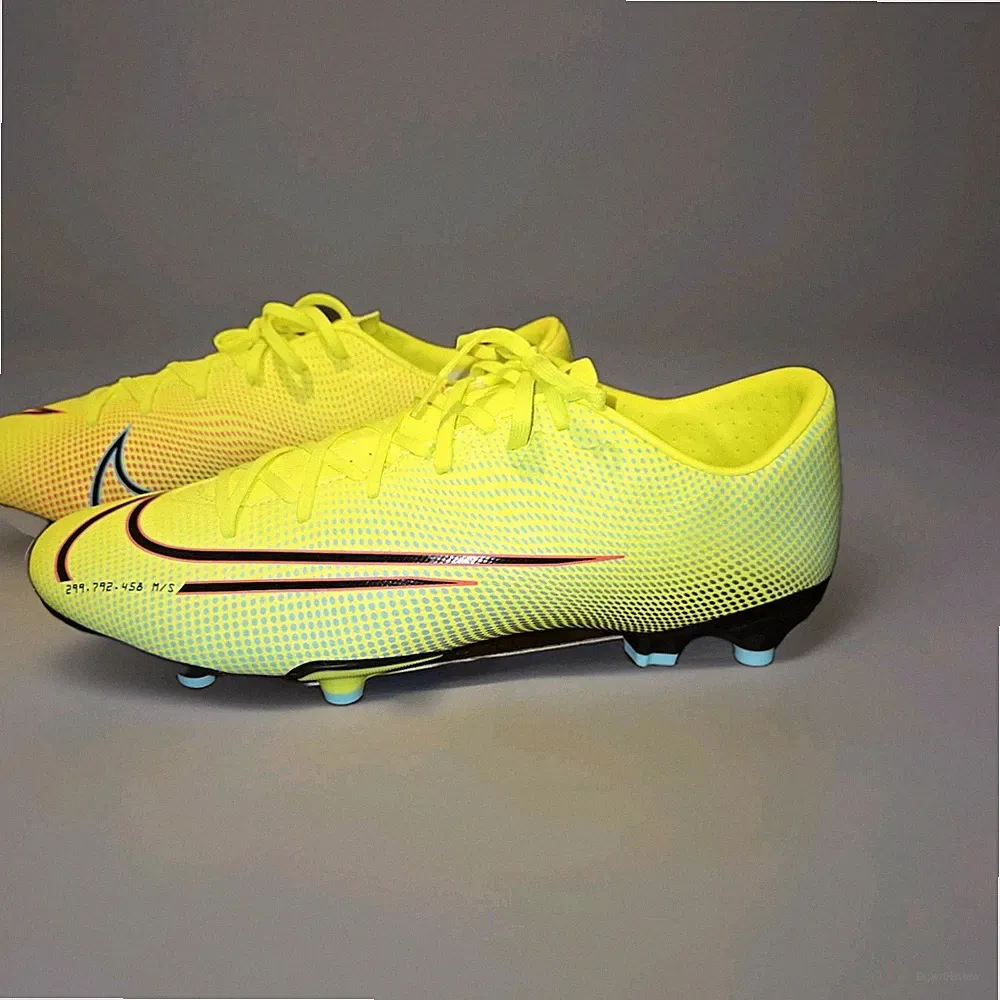 New Nike Mercurial Vapor 13 MDS Soccer Cleats Mens 11.5 Multi Dotted CJ1292-703