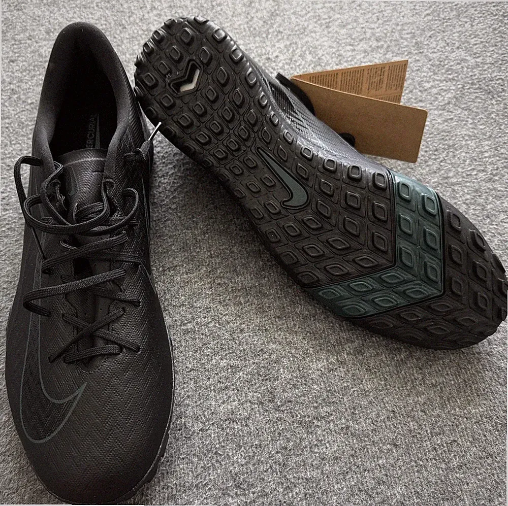 NEW ~ NIKE Mercurial Vapor 16 Academy Turf Low Top Soccer Shoes - Men Sz 12
