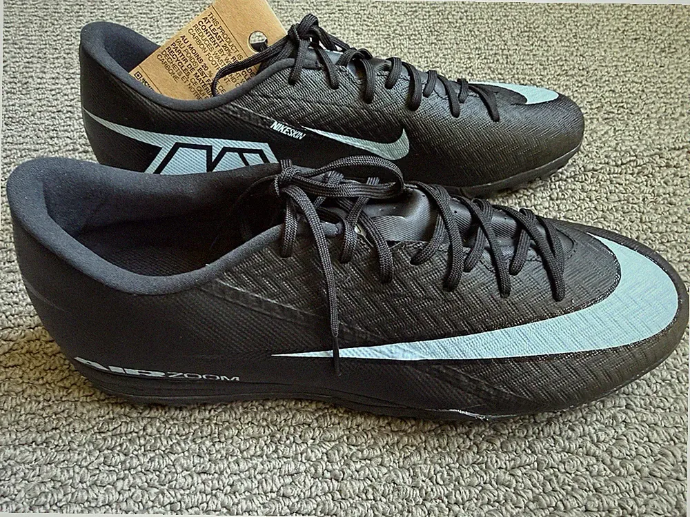 New NIKE Mercurial Vapor 16 Academy Turf Soccer Cleats Size 11.5 (FQ8449-001)