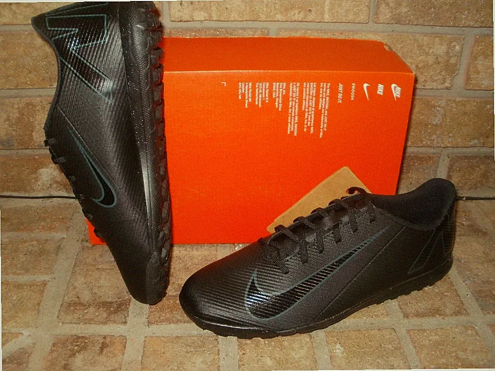 New Nike Mercurial Vapor 16 Club Turf/Indoor Soccer Shoe Black/FQ8446 /MSRP$65