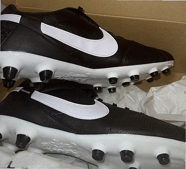 New Nike Premier III 3 Black White Soccer Cleats AT5889-010 Men’s Size 13