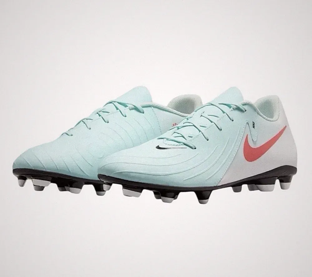 NEW Nike Soccer Cleats Phantom GX 2 Club Multi-Ground FJ2557-300 Men's Size 11