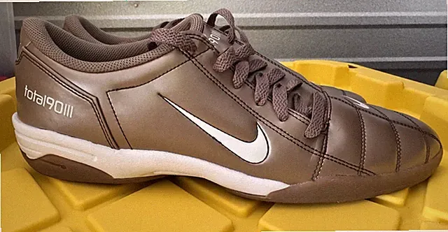 New Nike Total 90 Shoes Mink Brown (HQ2851-202) Men’s size 12 Indoor Soccer