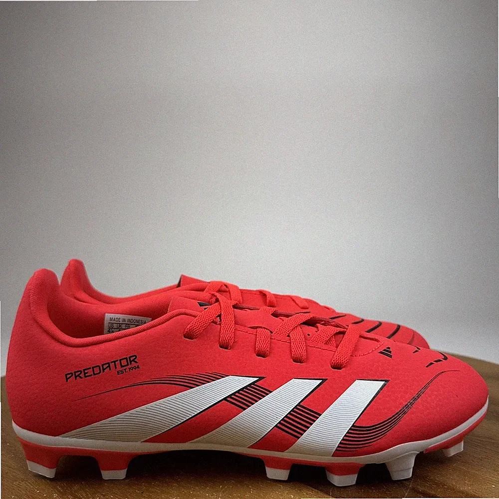 New NWOB Big Kids Boys Adidas Predator Club FG Orange Soccer Cleats Size 4.5 Y
