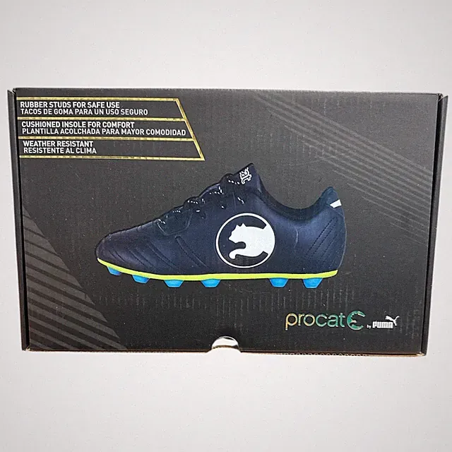 NEW ProCat Pitch Soccer Cleat- SIZE 2