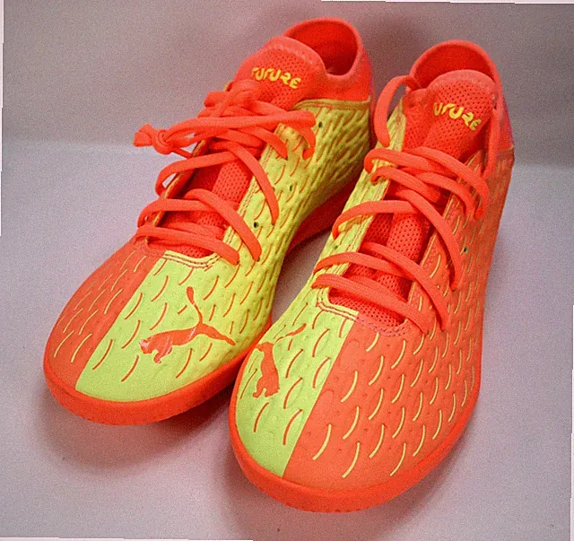 New Puma Future 5.4 OSG Soccer Indoor Size 9 Orange Yellow Mens 105941-01