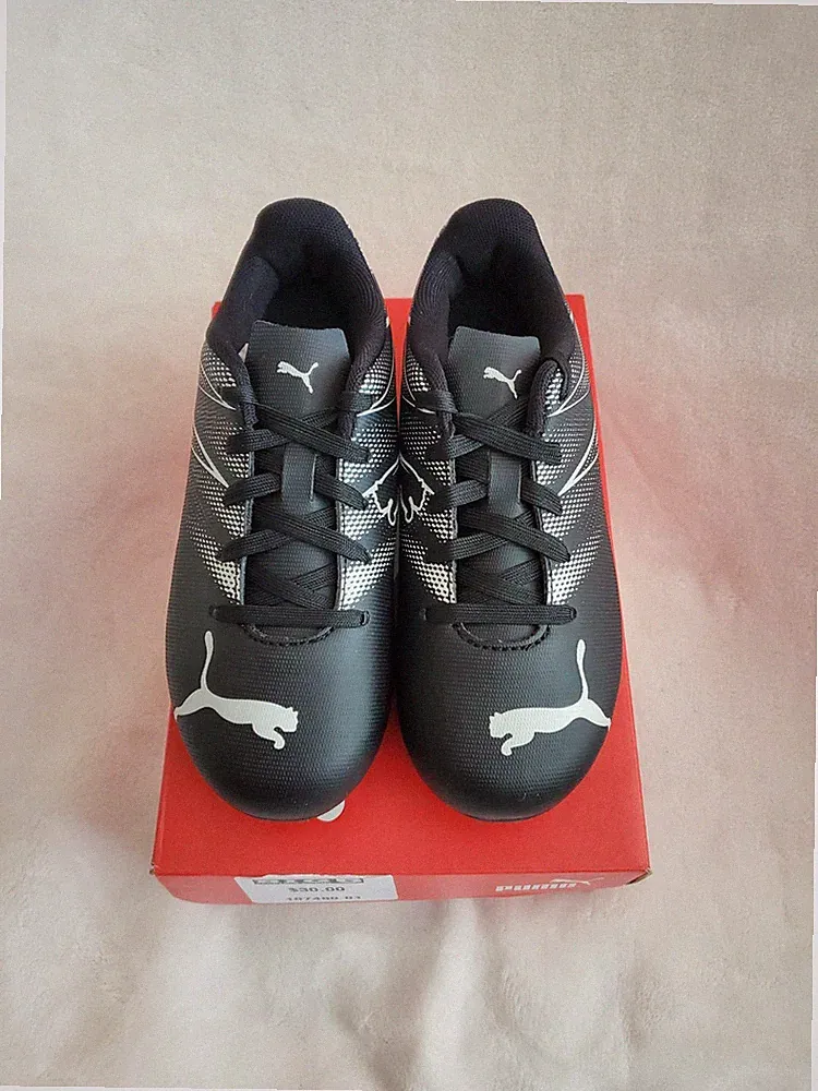 NEW PUMA Kids ATTACANTO FG/AG Soccer Cleats Size 13 Black Box