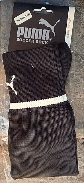 NEW PUMA Mens L 42 - 45 Black White Stripe Knit Soccer Socks Italy Irr