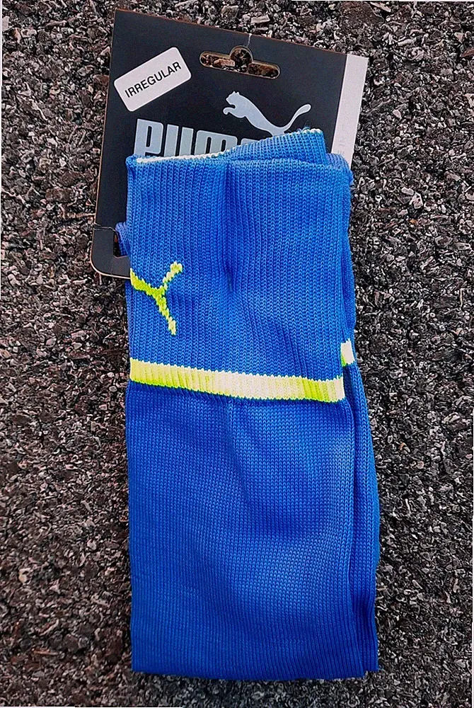 NEW PUMA Mens L 42 - 45 Royal Blue & Lime Stripe Knit Soccer Socks Italy Irr