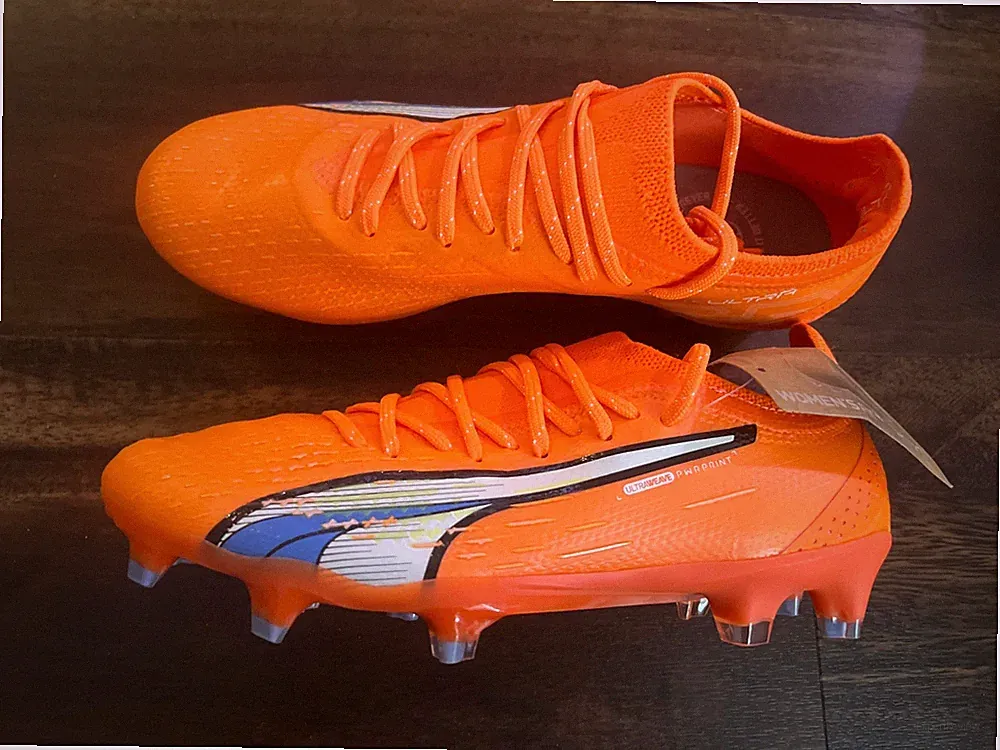 New Puma Womens Ultra Ultimate FG Soccer Cleats Size 6 Orange
